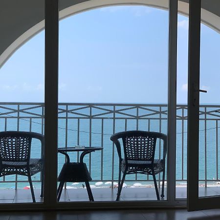 Apartment Magnolia Seaside Batumi Eksteriør billede