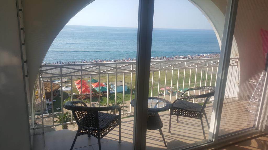 Apartment Magnolia Seaside Batumi Eksteriør billede